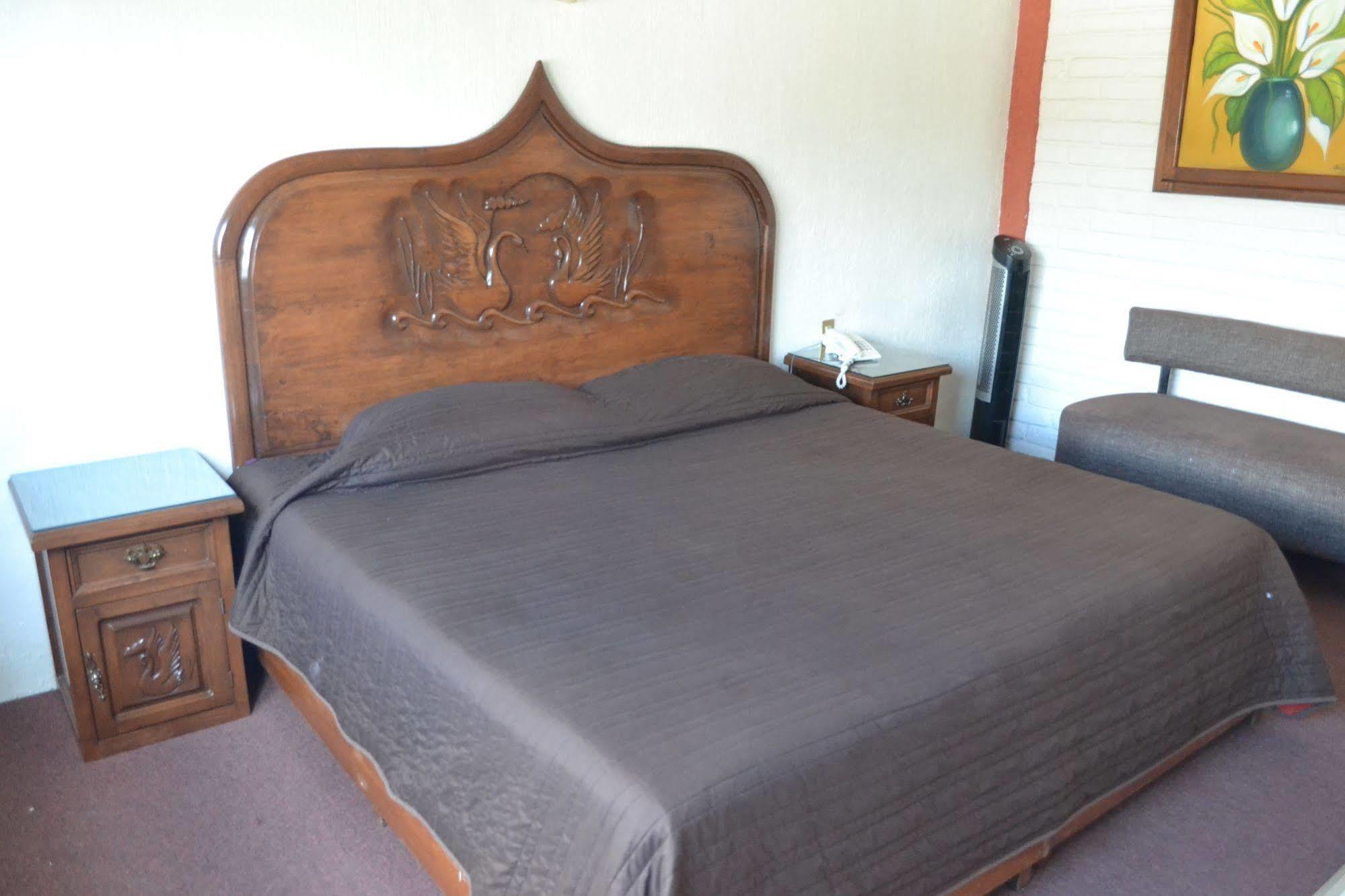 Hotel Hc Celaya  Εξωτερικό φωτογραφία