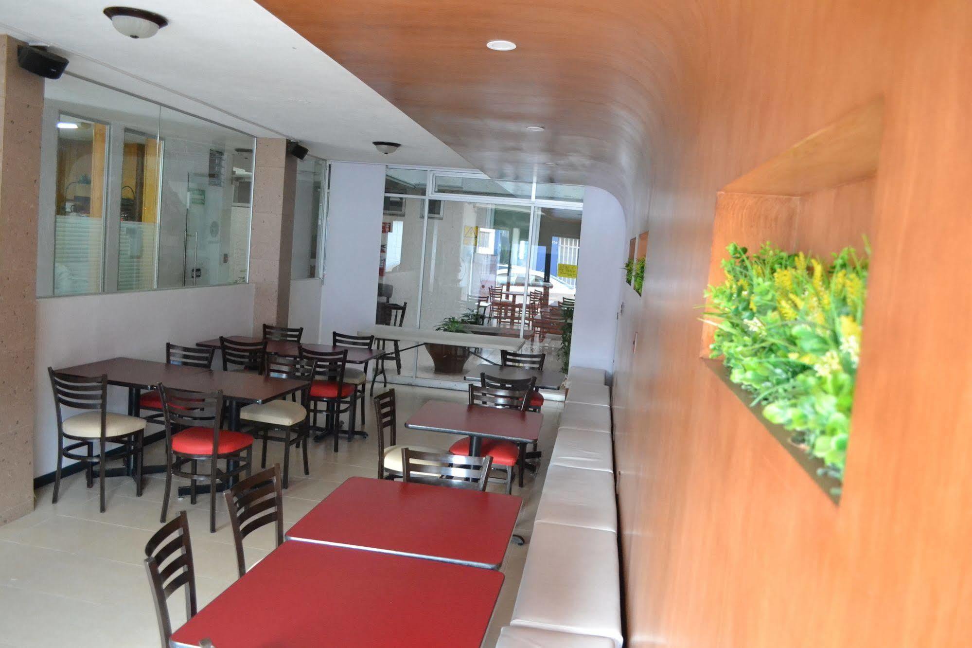 Hotel Hc Celaya  Εξωτερικό φωτογραφία